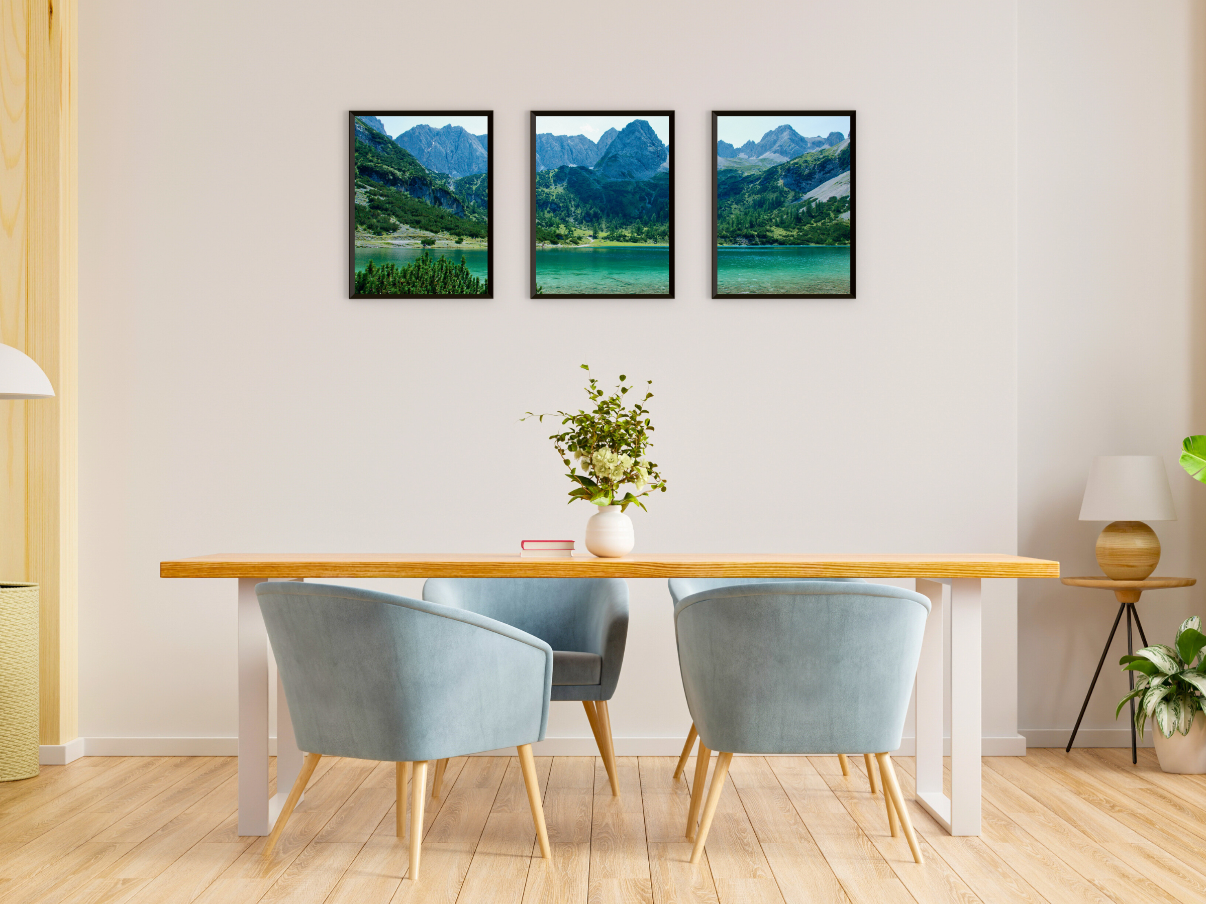 photographie de triptyque de lac de montagne